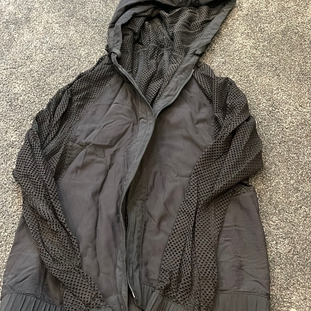 lululemon zip up mesh